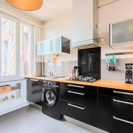 - Superb 2 Person Flat With Character Tourcoing