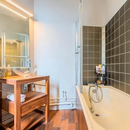 Apartment - Superb 2 Person Flat With Character