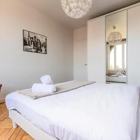 - Superb 2 Person Flat With Character Apartment Tourcoing